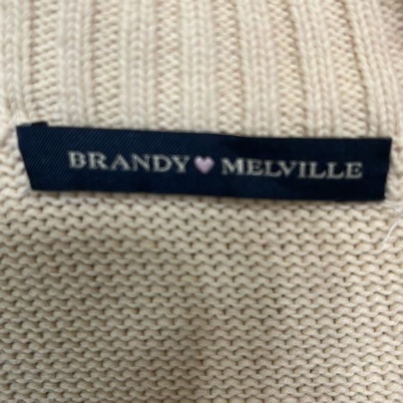 Brandy Melville cream sweater - Picture 3 of 4